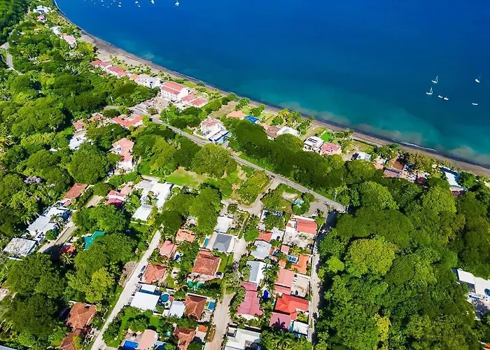 Apartamento Trendy Renovated With Private Patio, Shared Pool & Jacuzzi Near The Potrero (Guanacaste)