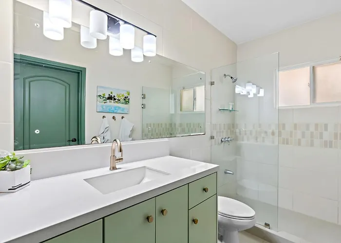 Apartamento Trendy Renovated With Private Patio, Shared Pool & Jacuzzi Near The Potrero (Guanacaste)
