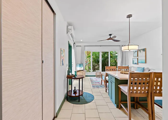 Trendy Renovated With Private Patio, Shared Pool & Jacuzzi Near The Apartamento