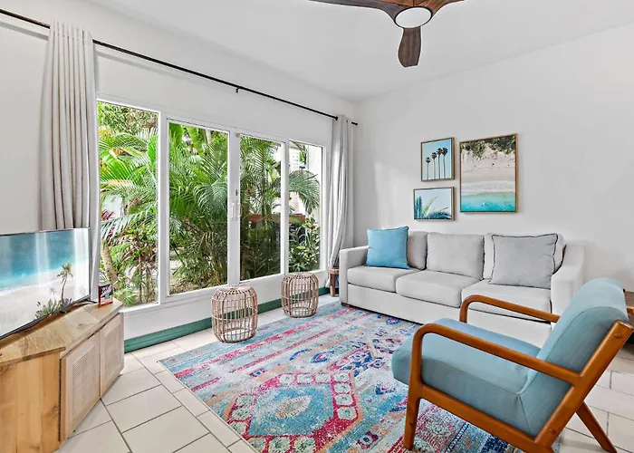 Trendy Renovated With Private Patio, Shared Pool & Jacuzzi Near The Apartamento
